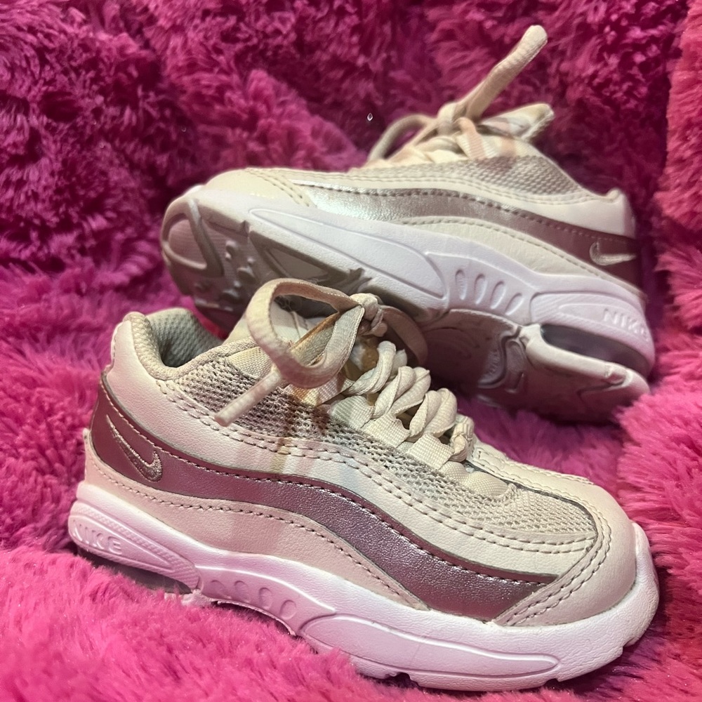 Rose Gold & Cream Air Max 95 size 7 toddler